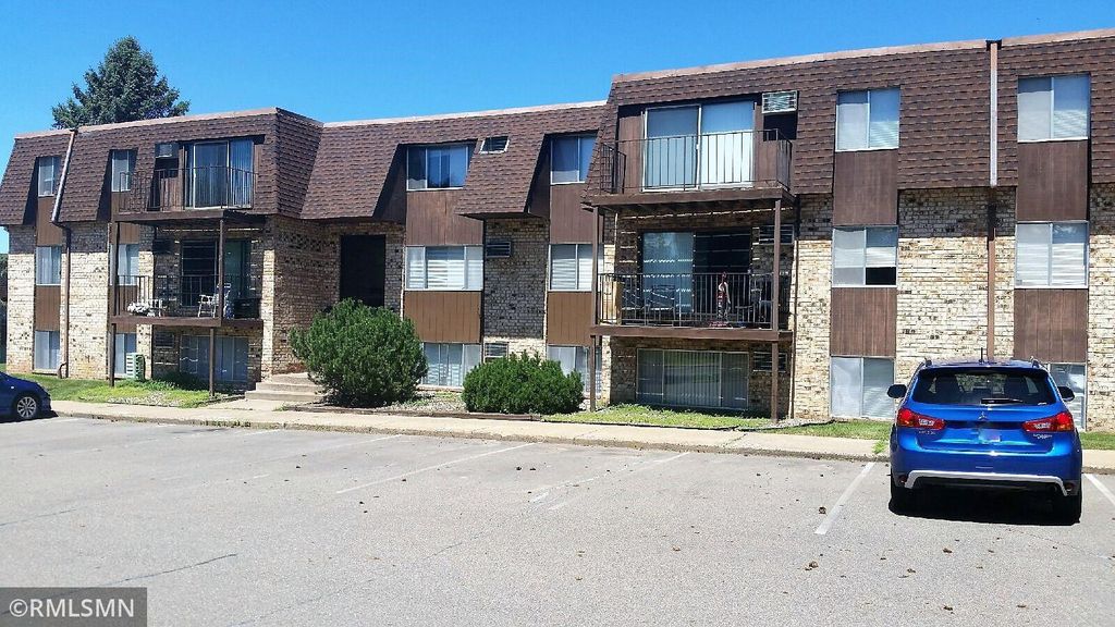 Photo of 417 S Wasson Lane #G7, River Falls, WI 54022 (MLS # 7065562)