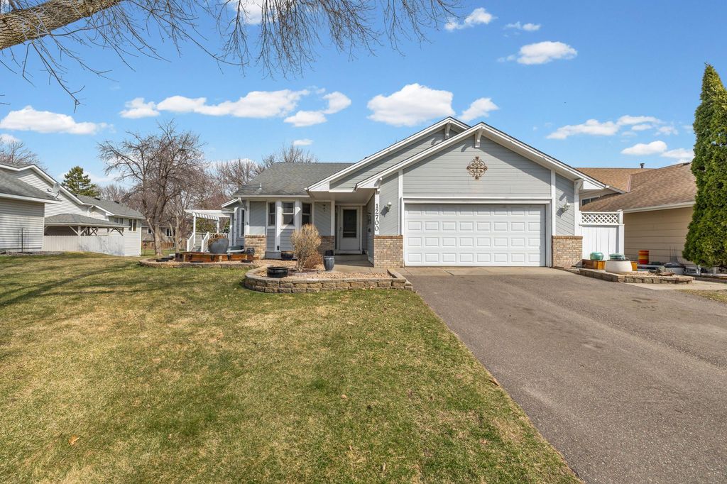 Photo of 12700 90th Place N, Maple Grove, MN 55369 (MLS # 7039235)