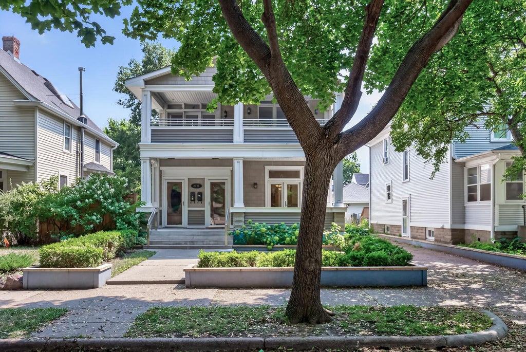 Photo of 2735 Emerson Avenue S #1, Minneapolis, MN 55408 (MLS # 7121735)