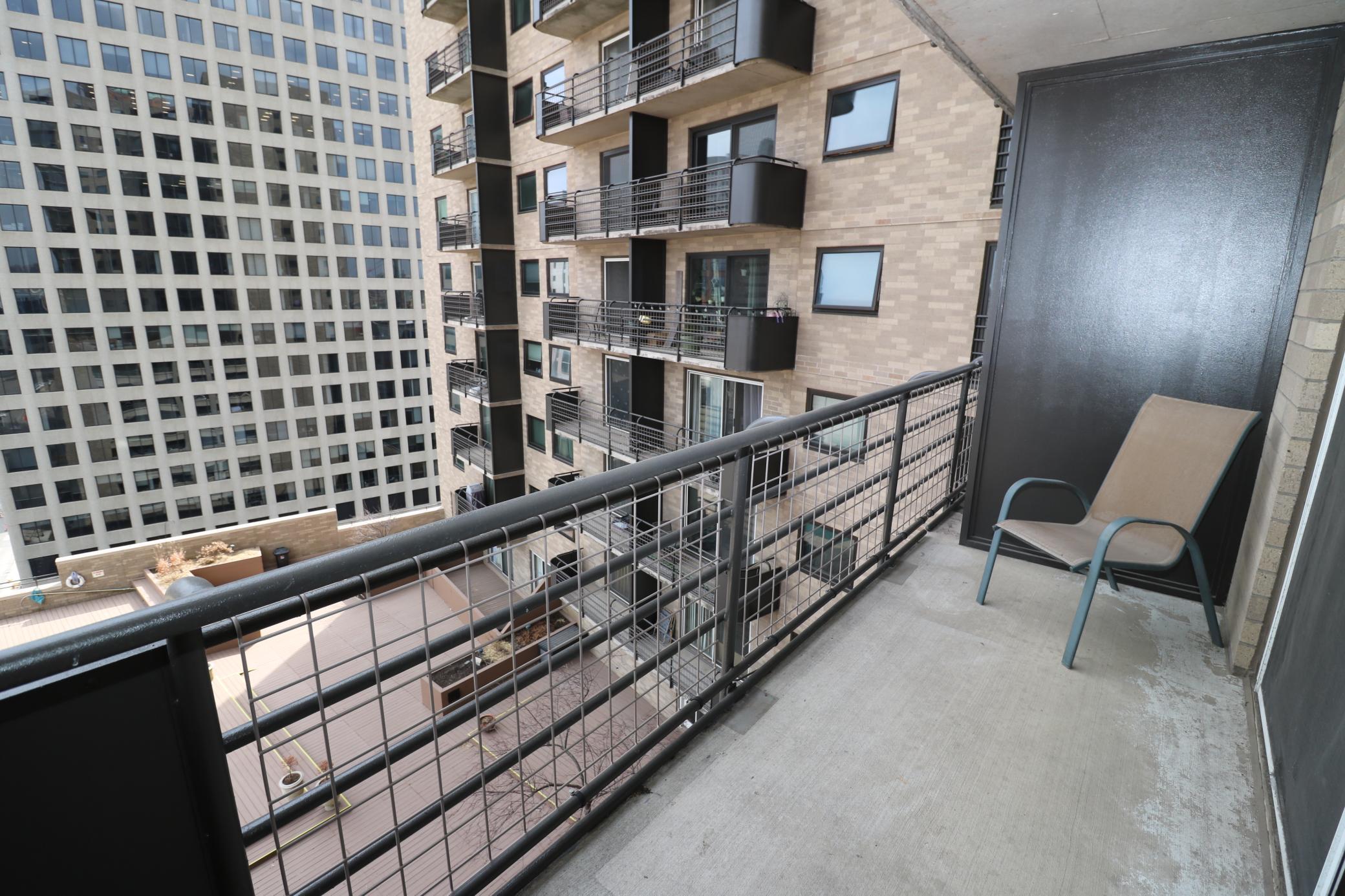 66 9th Street E 1613