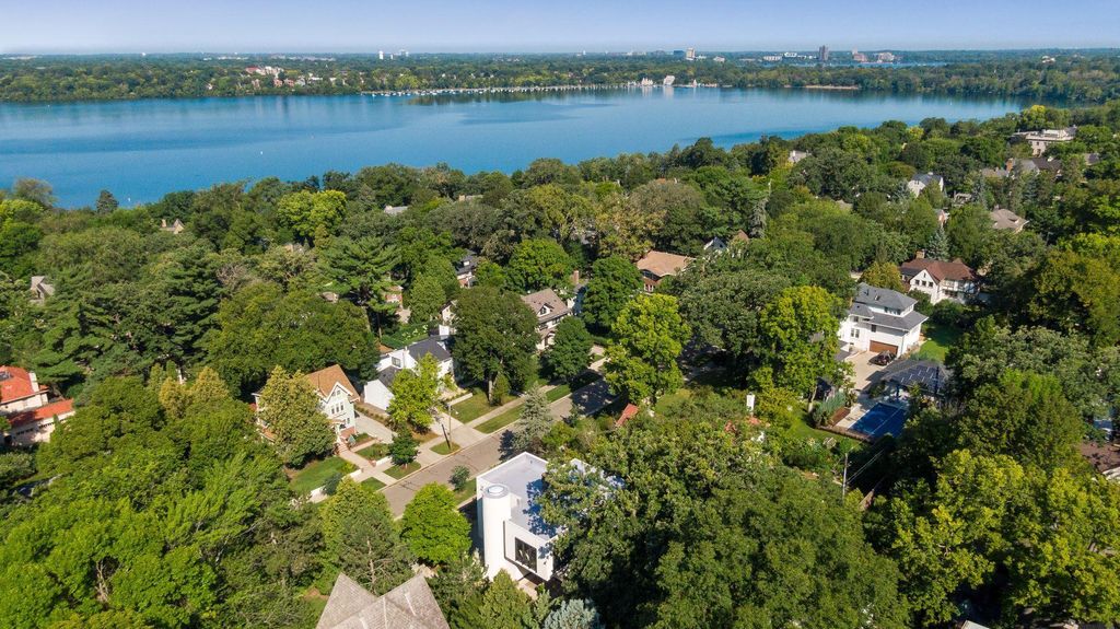 Photo of 4745 Girard Avenue S, Minneapolis, MN 55419 (MLS # 7027114)