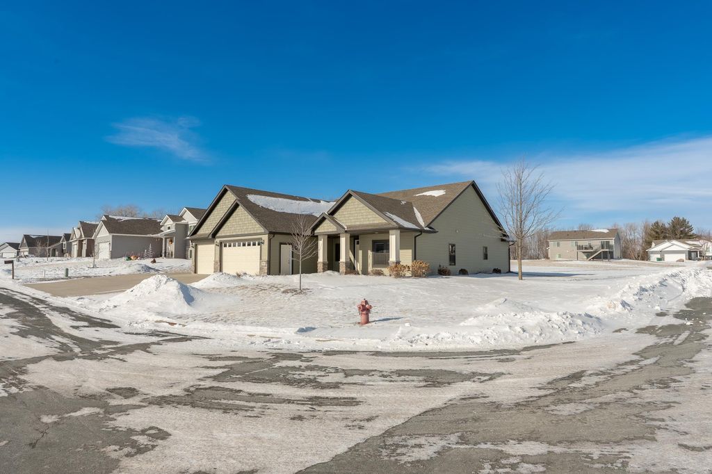 Photo of 901 Emily Court NE, Montgomery, MN 56069 (MLS # 7013534)