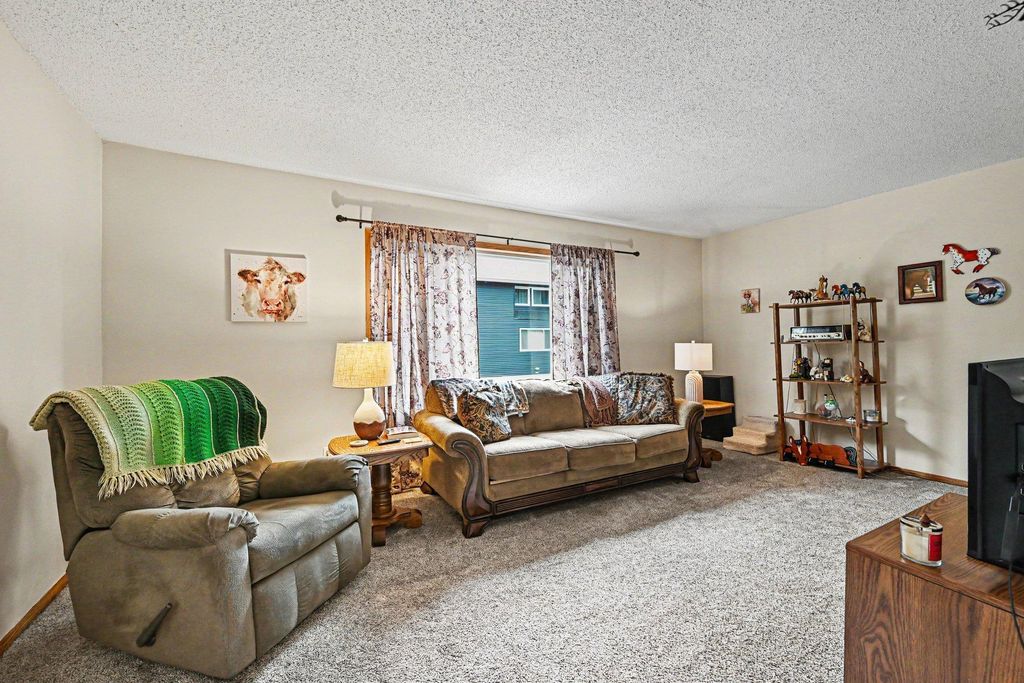 Photo of 1810 113th Lane NW, Coon Rapids, MN 55433 (MLS # 7065557)