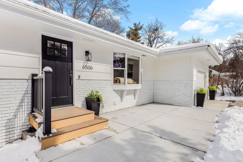 Photo of 6506 Annapolis Lane N, Maple Grove, MN 55311 (MLS # 7037352)