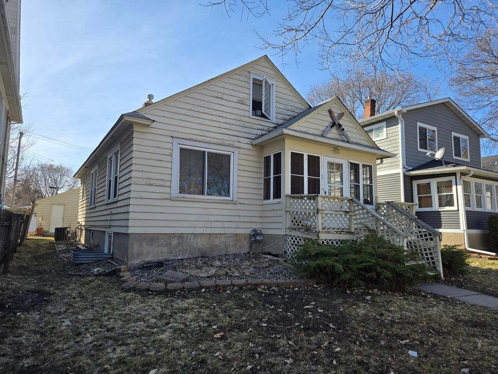 Photo of 1049 23rd Avenue SE, Minneapolis, MN 55414 (MLS # 7047553)