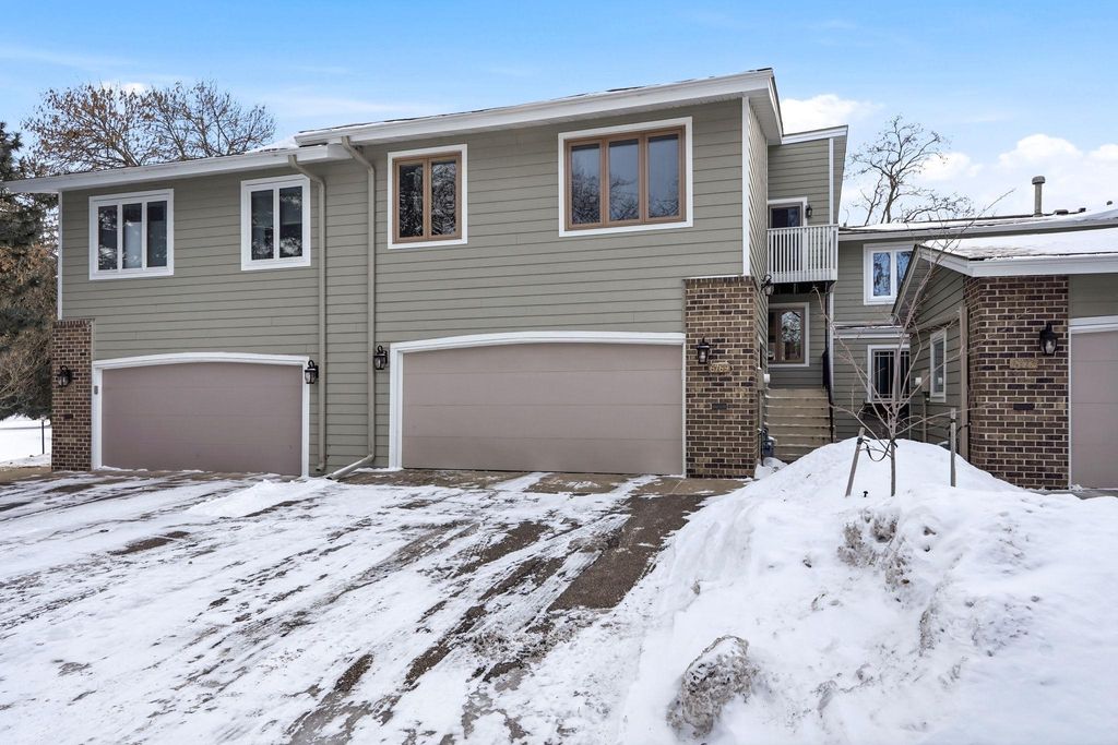 Photo of 6769 W 82nd Street, Bloomington, MN 55438 (MLS # 7011521)