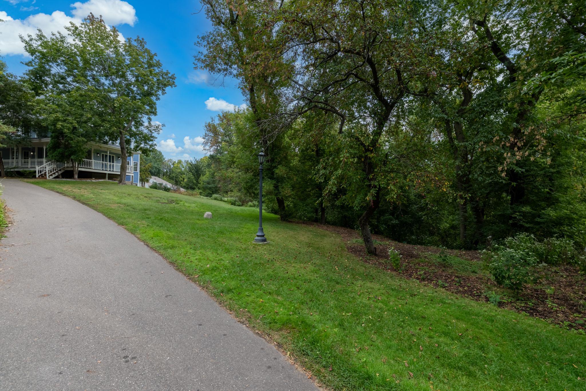 8620 Inver Grove Trail