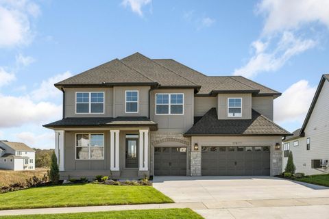 17877 103rd Avenue N Maple Grove MN 55311