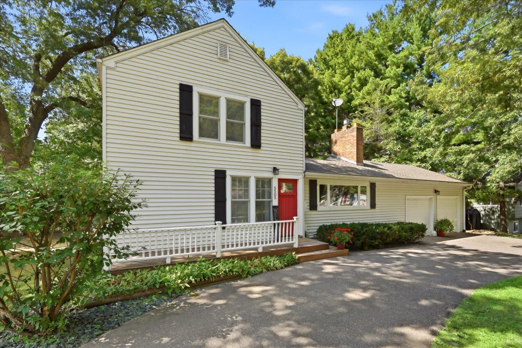 Photo of 5505 Portland Avenue, White Bear Lake, MN 55110 (MLS # 7129324)