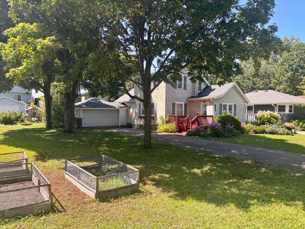 Photo of 1887 Malvern Street, Lauderdale, MN 55113 (MLS # 7121080)