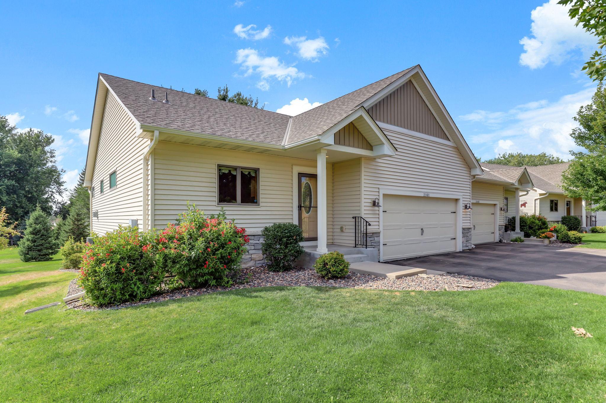 2061 Cardinal Glen