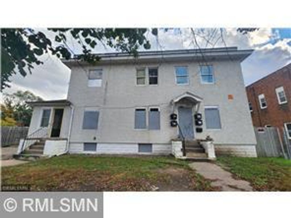 Photo of 1052 Ross Avenue, Saint Paul, MN 55106 (MLS # 7015194)