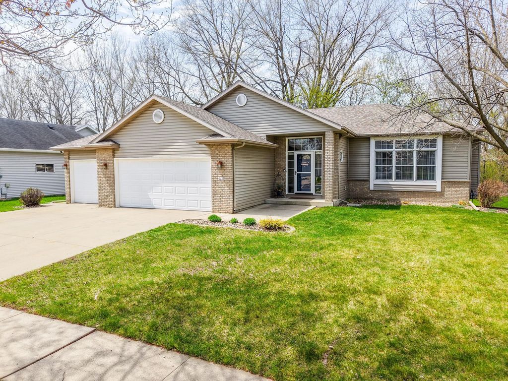 Photo of 4219 Arbor Lane NW, Rochester, MN 55901 (MLS # 7056897)