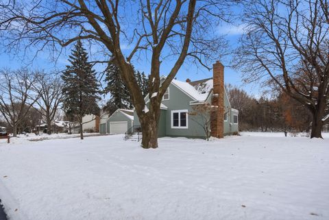 760 Heather Drive Shoreview MN 55126