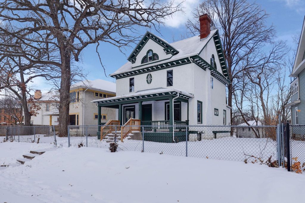 Photo of 712 Elwood Avenue N, Minneapolis, MN 55411 (MLS # 7003688)