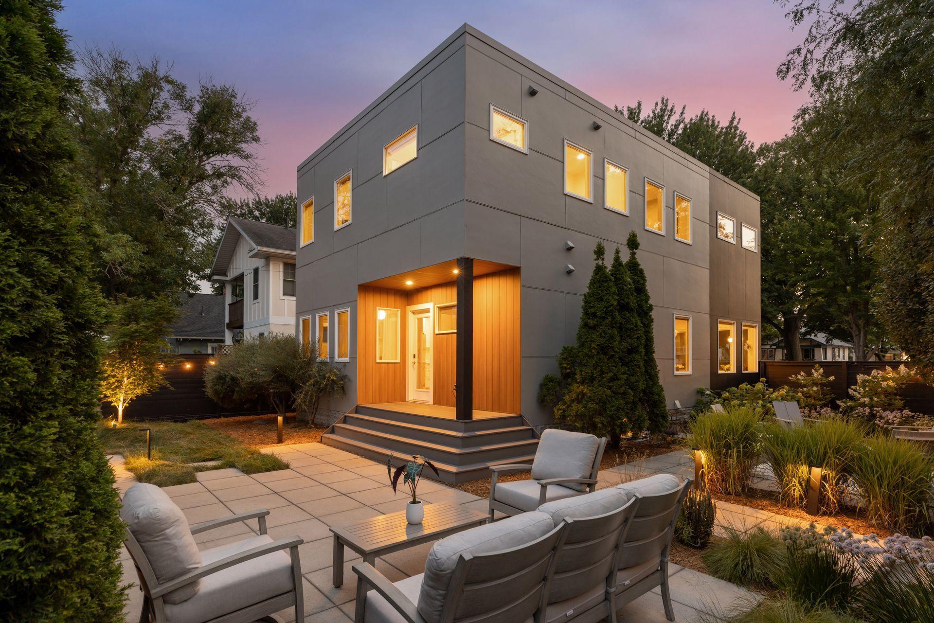 1242 Edgcumbe Road