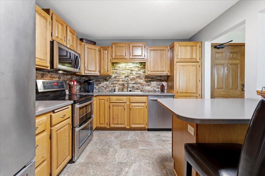 Photo of 4465 Trenton Lane N #201, Plymouth, MN 55442 (MLS # 7056688)