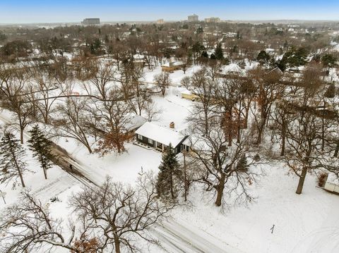 115 Ardmore Drive Golden Valley MN 55422