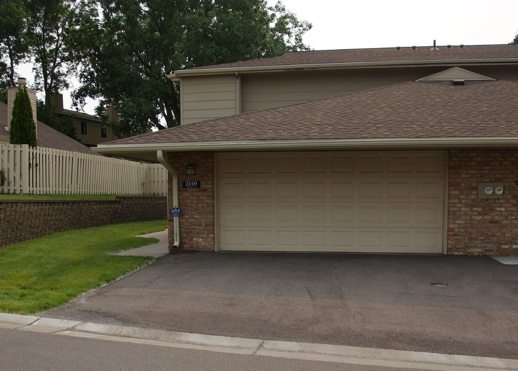 2140 Tamarin Trail