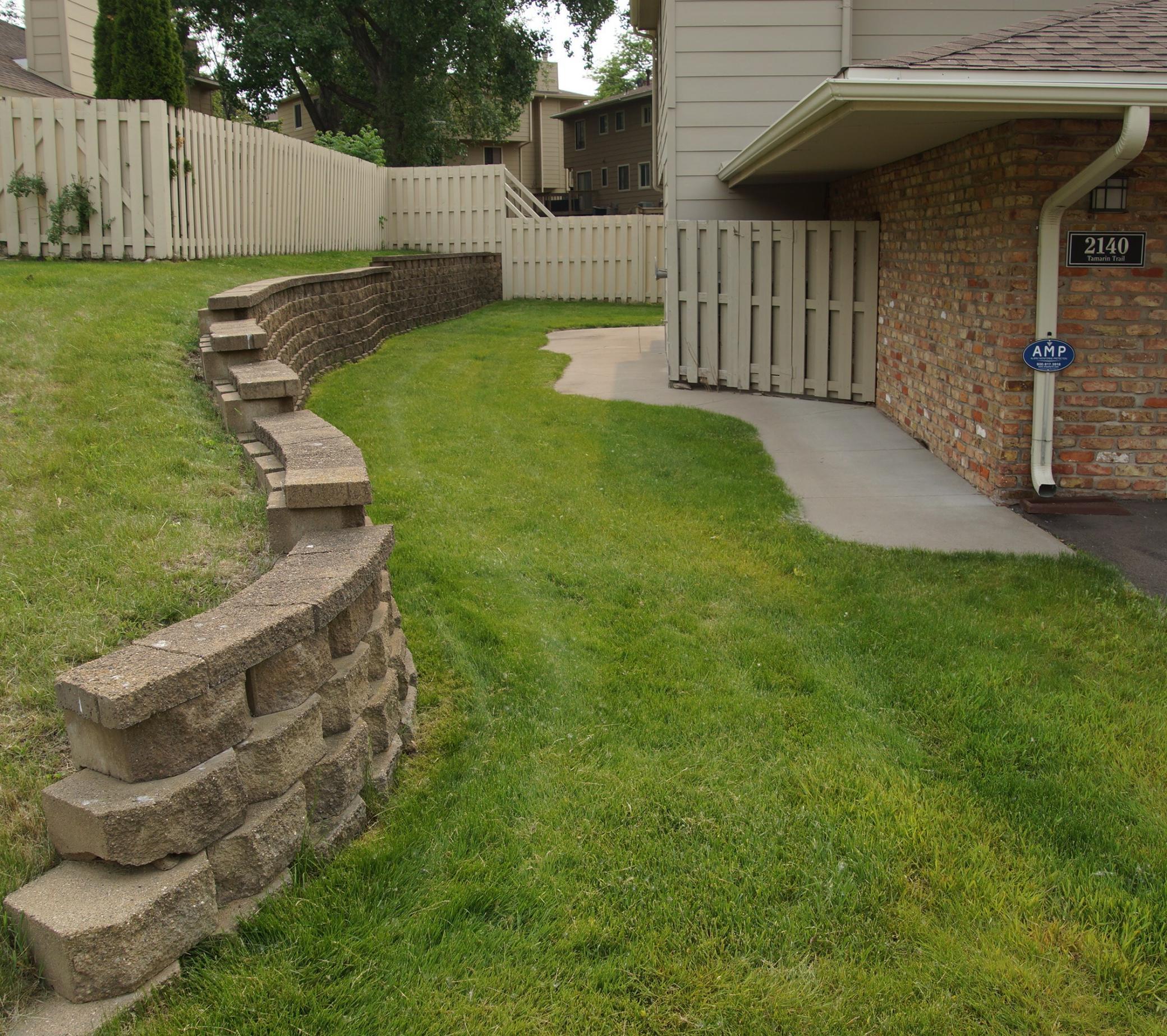 2140 Tamarin Trail