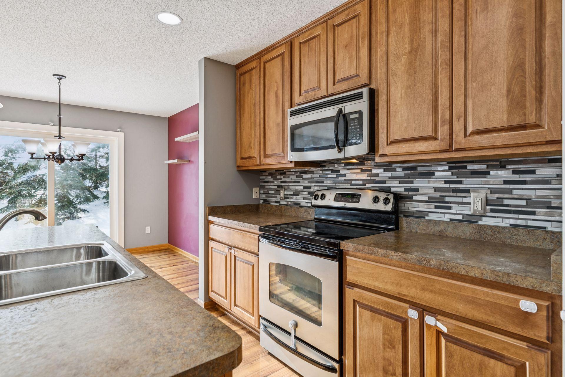 489 Canyon Boulevard