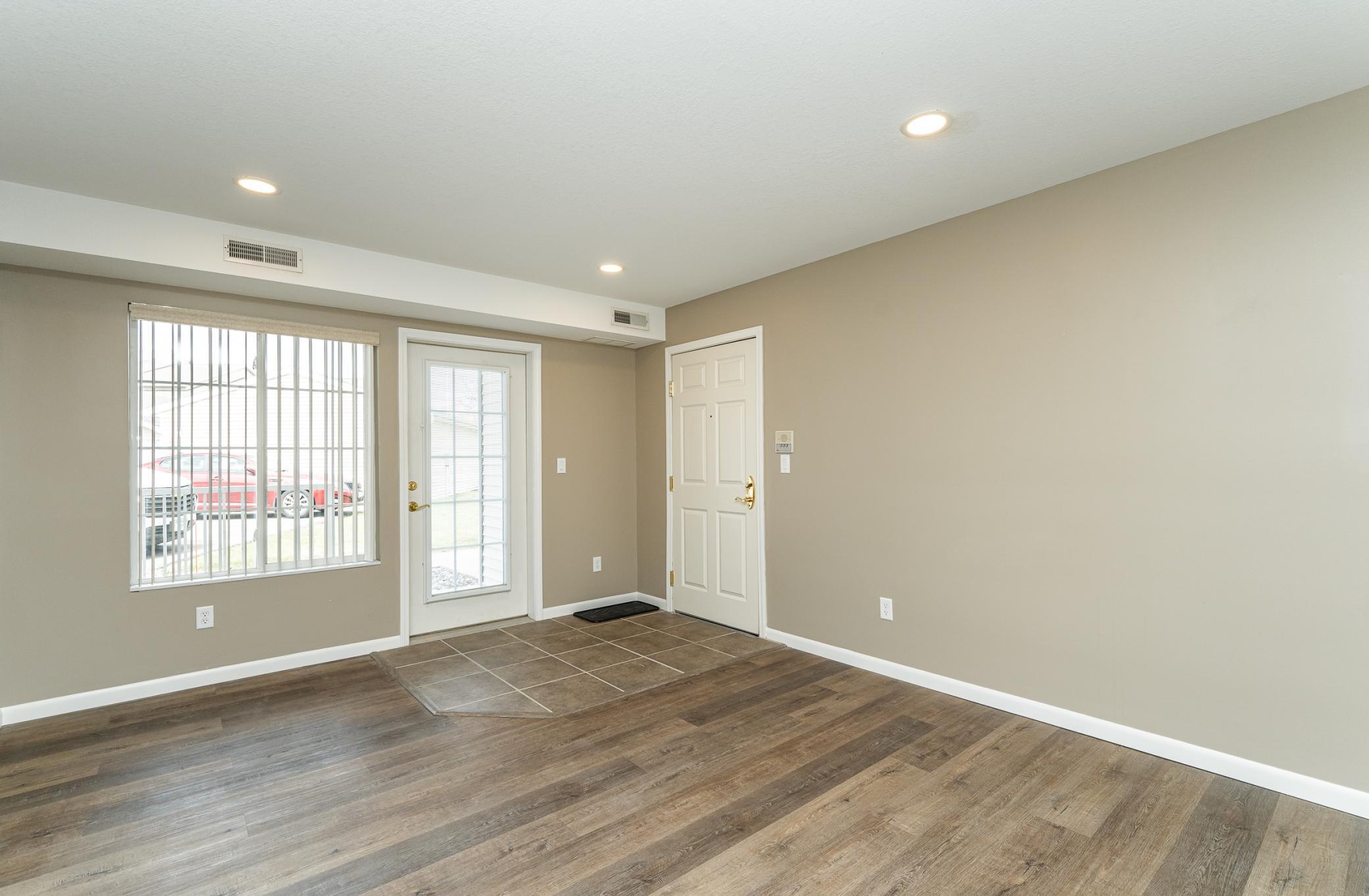 875 37th Avenue NW B