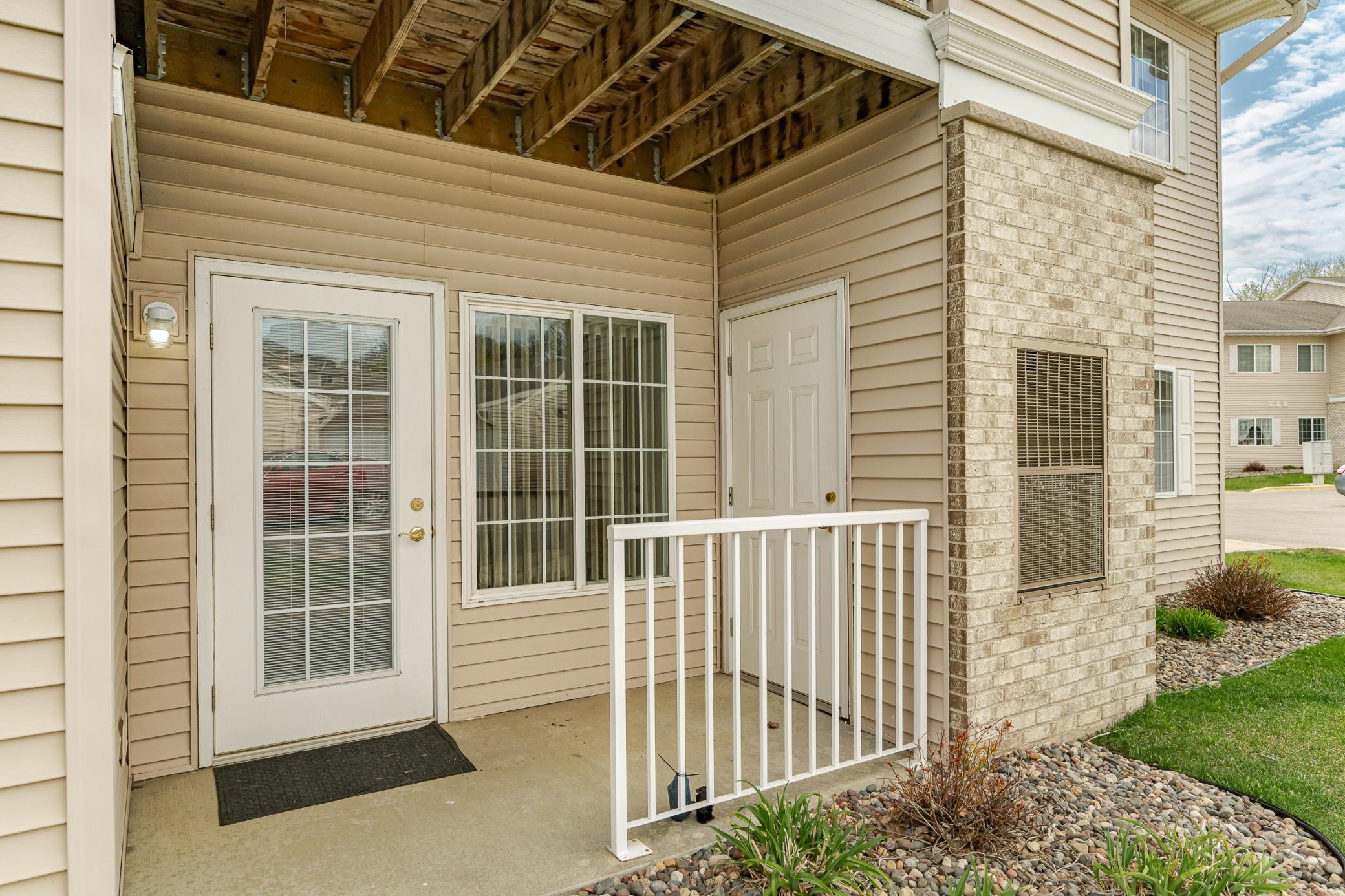 875 37th Avenue NW B