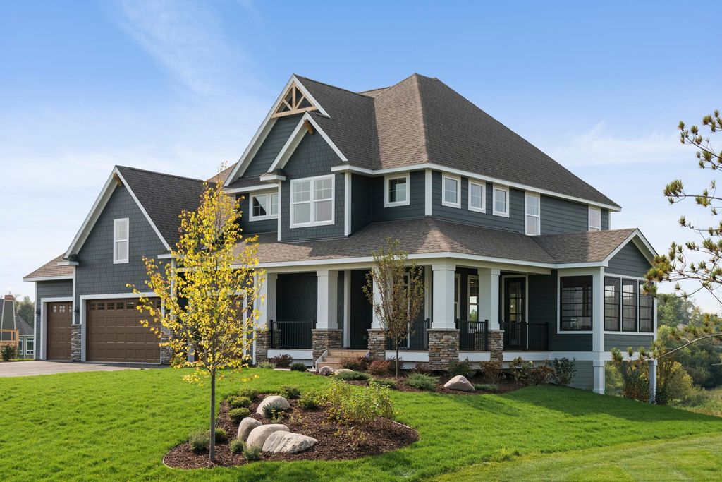 Photo of 725 Crest Curve, Hudson, WI 54016 (MLS # 7014476)