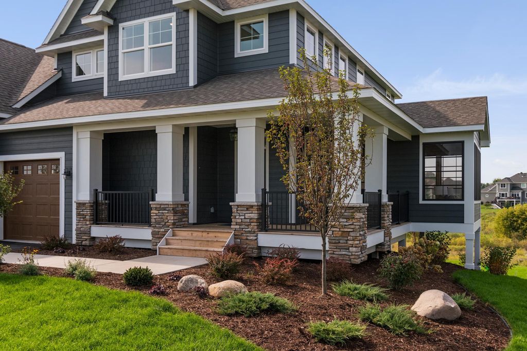 Photo of 725 Crest Curve, Hudson, WI 54016 (MLS # 7014476)