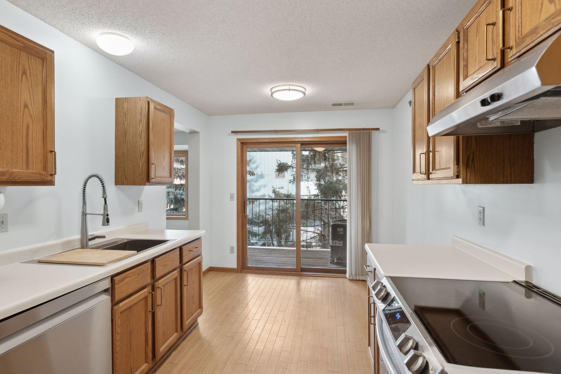 32 11th Avenue S 303