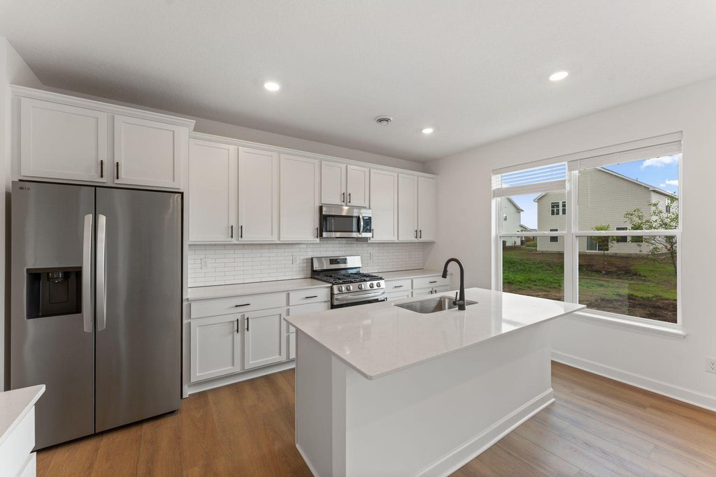 Photo of 18358 Glancy Way, Lakeville, MN 55068 (MLS # 7166717)