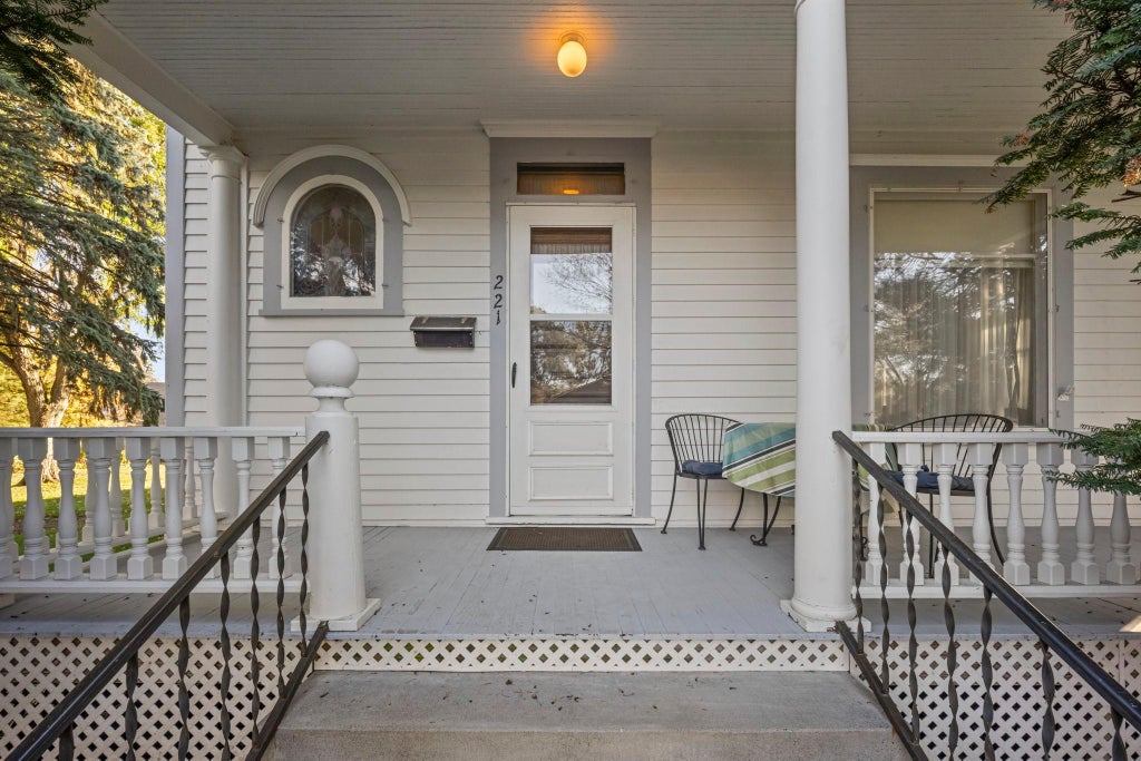 Photo of 221 8th Street W, Hastings, MN 55033 (MLS # 7150070)