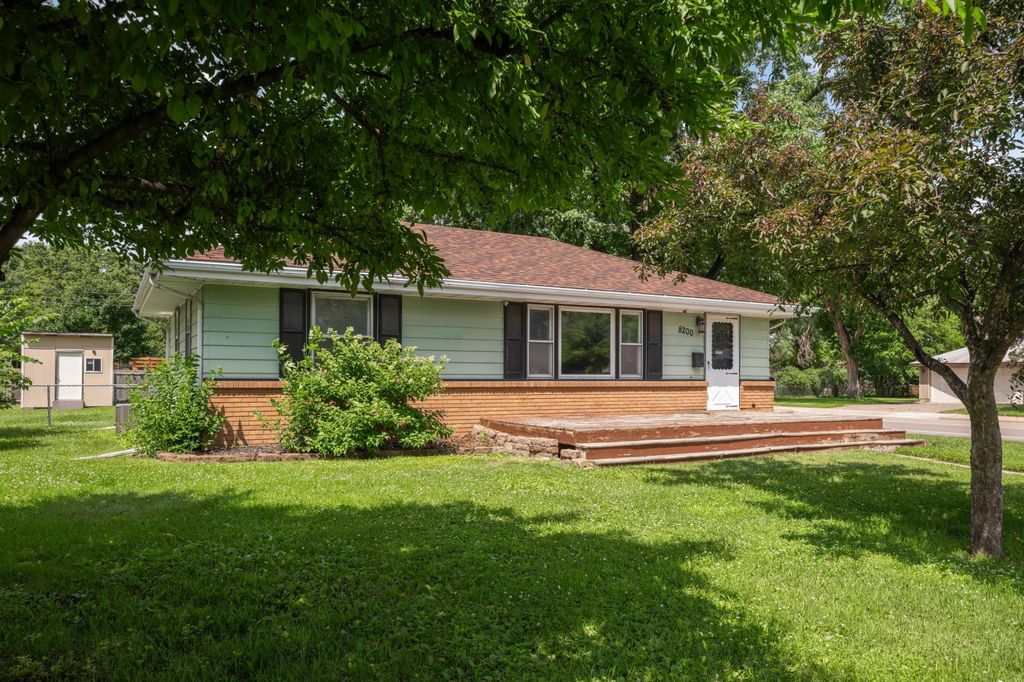 Photo of 8200 16th Avenue S, Bloomington, MN 55425 (MLS # 7045141)
