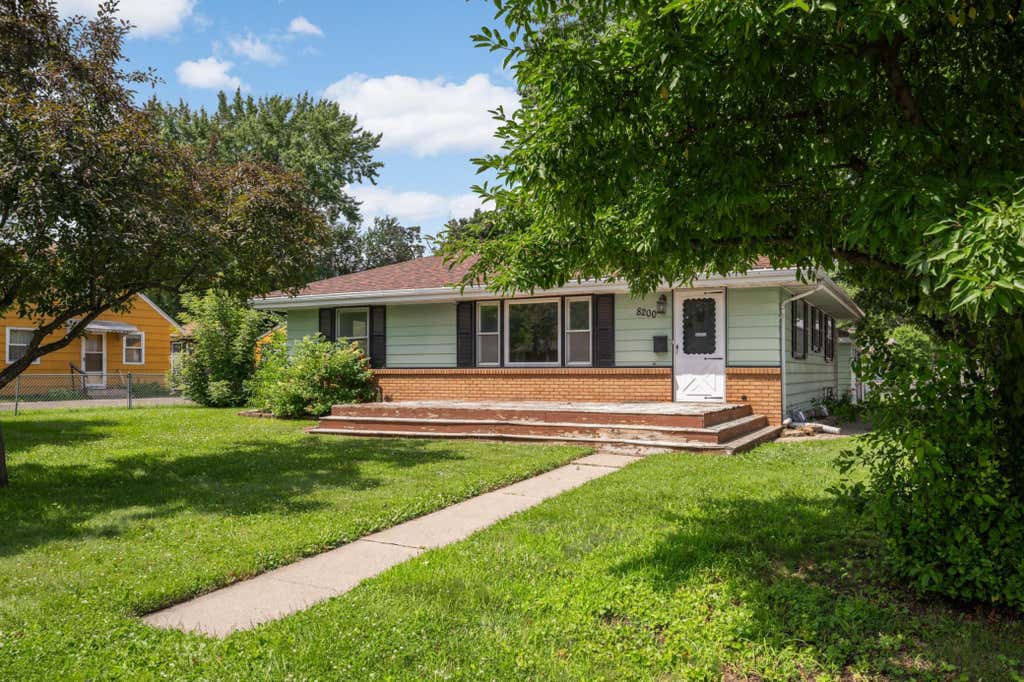 Photo of 8200 16th Avenue S, Bloomington, MN 55425 (MLS # 7045141)