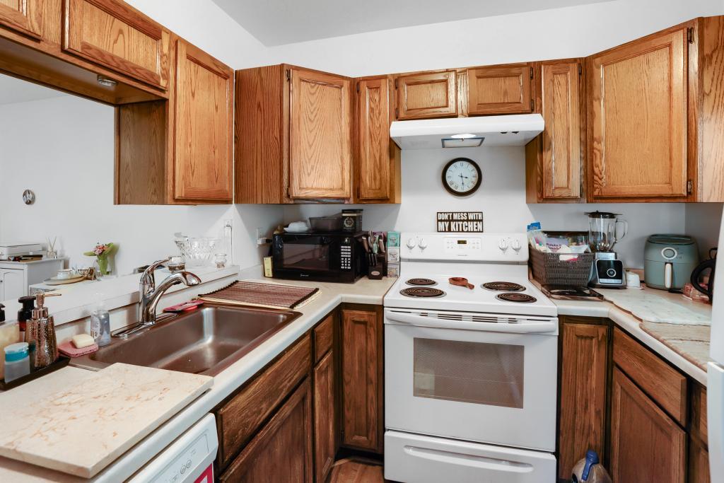 2058 Pathways Drive 9