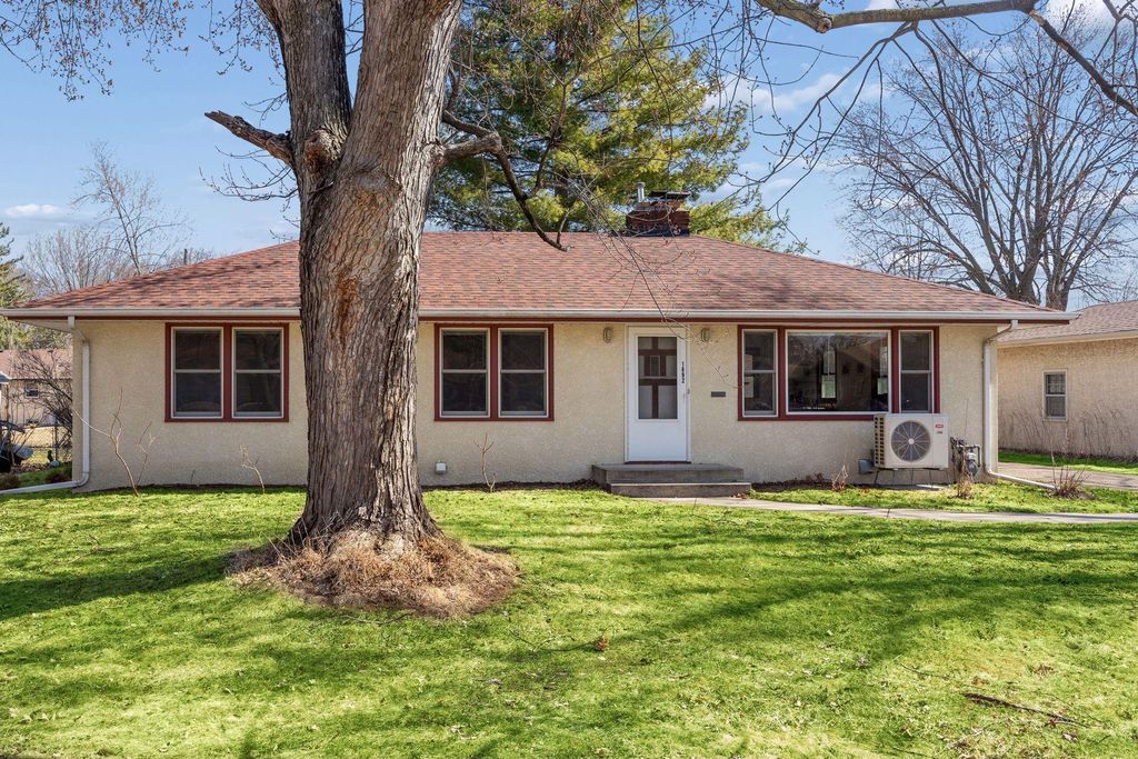 Photo of 1892 Pascal Street, Falcon Heights, MN 55113 (MLS # 7023836)