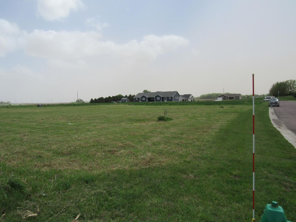 Photo of 121 Bluestem Drive, Blue Earth, MN 56013 (MLS # 7050060)