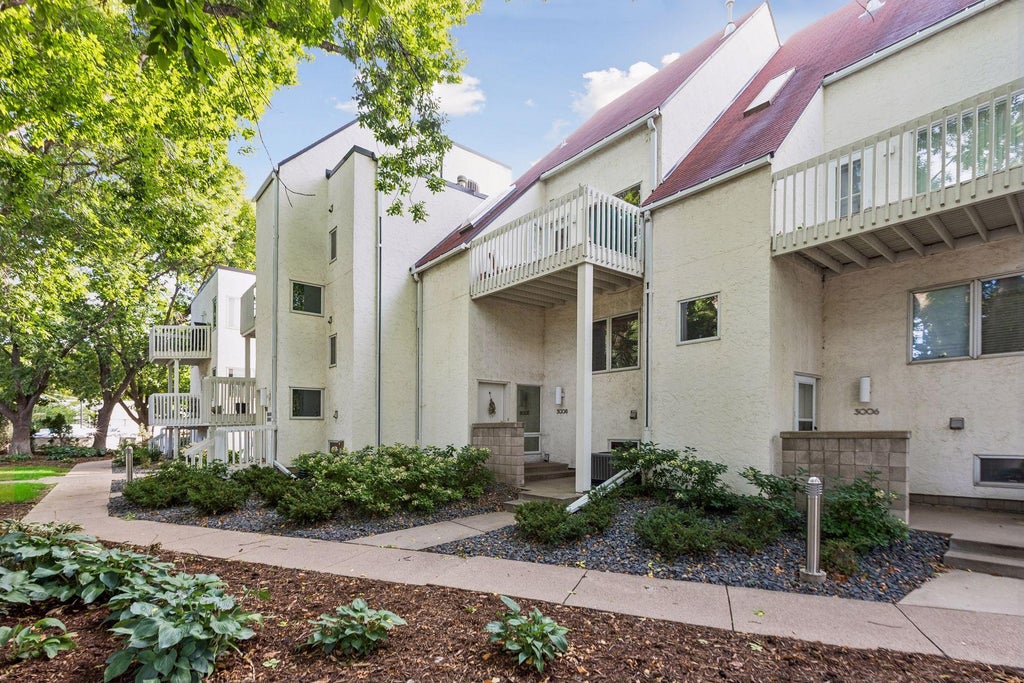 Photo of 3008 Lake Shore Drive, Minneapolis, MN 55416 (MLS # 7140603)