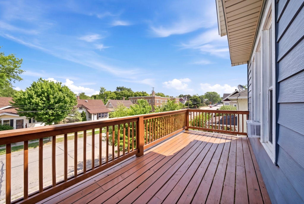 Photo of 621 E 36th Street, Minneapolis, MN 55407 (MLS # 7085401)