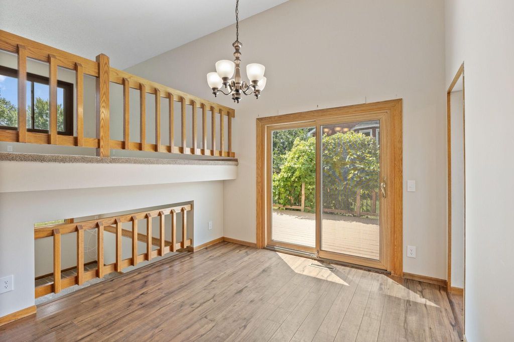 Photo of 8064 Lower 147th Street W, Apple Valley, MN 55124 (MLS # 7109873)