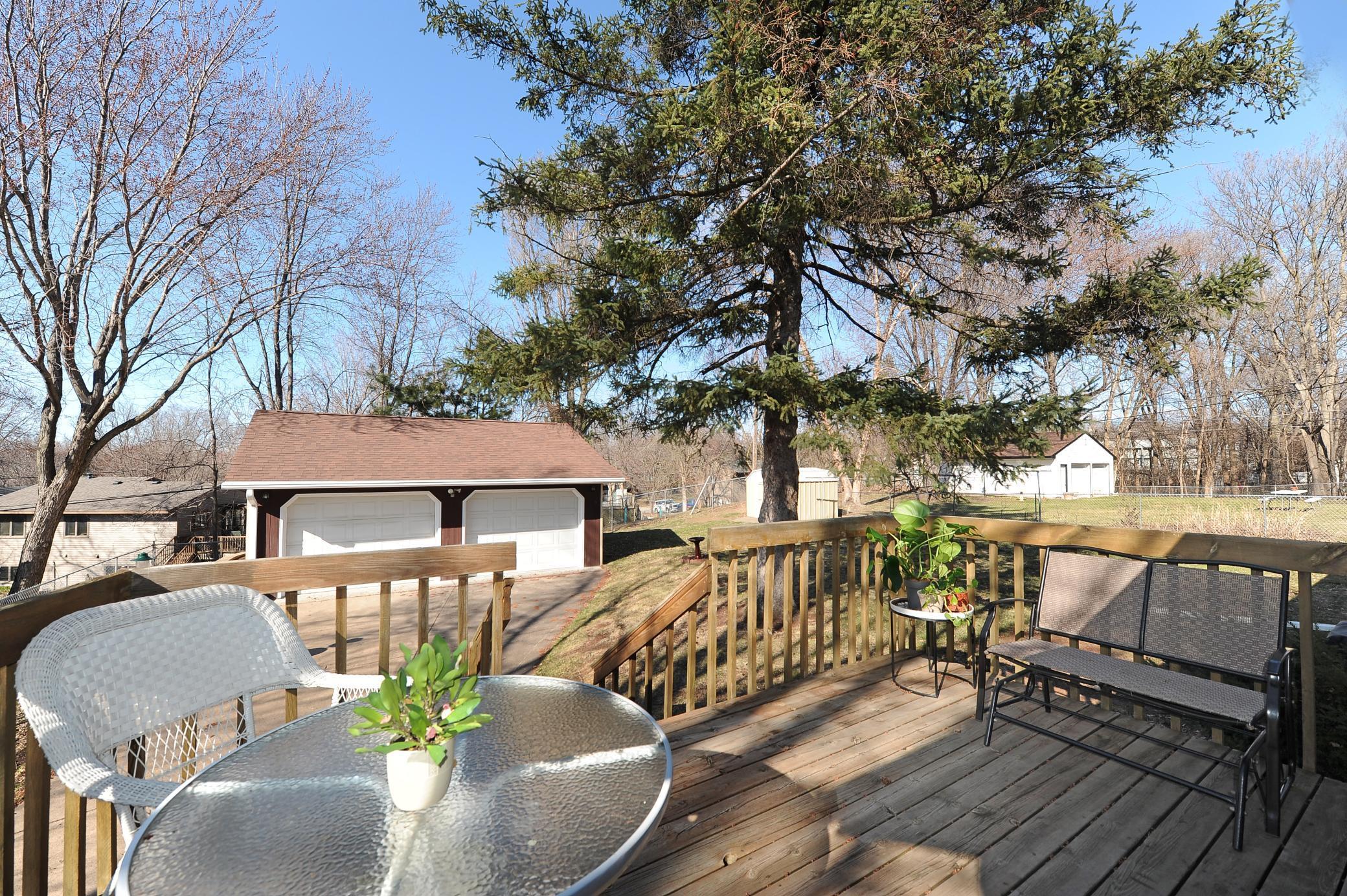 2665 Maryland Avenue E