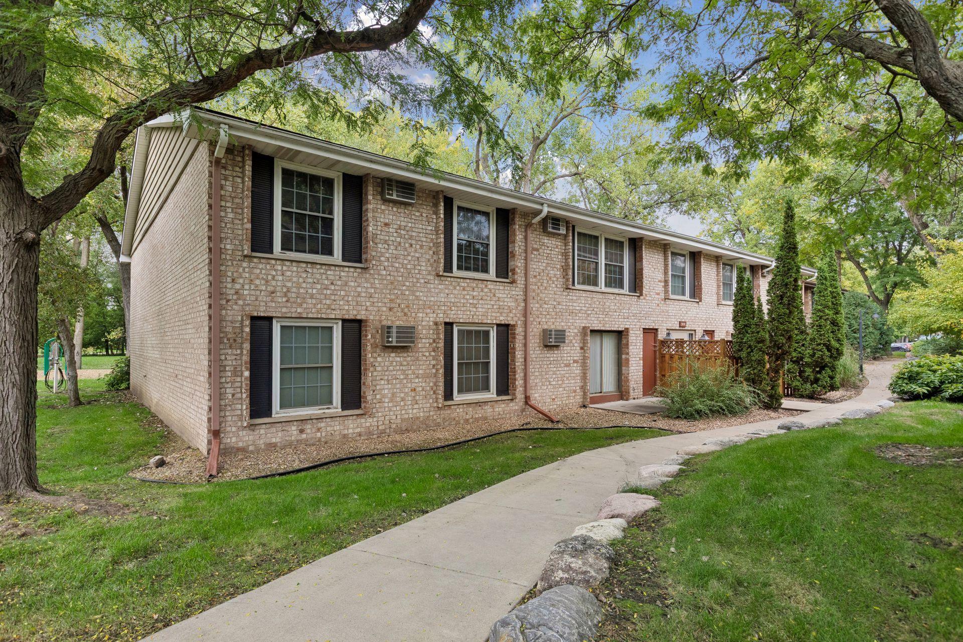 4636 Cedar Lake Road S 2