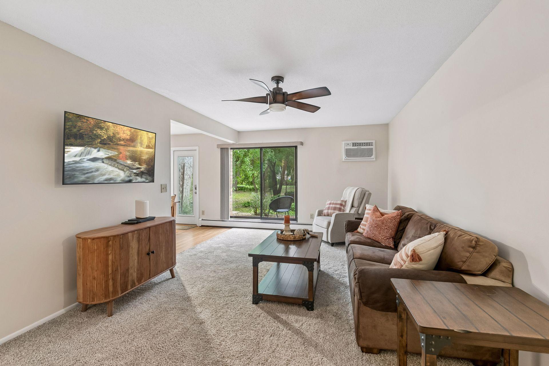 4636 Cedar Lake Road S 2