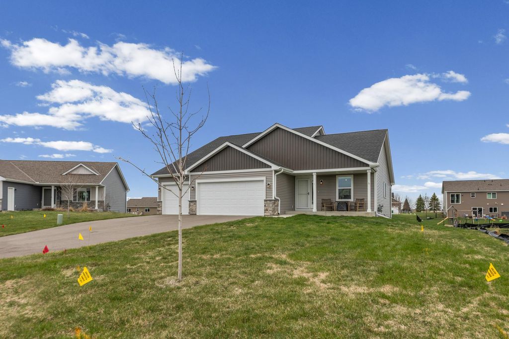 Photo of 909 Emily Court NE, Montgomery, MN 56069 (MLS # 7073570)