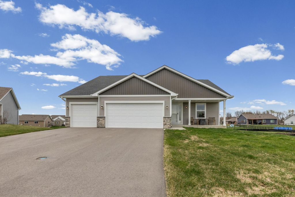 Photo of 909 Emily Court NE, Montgomery, MN 56069 (MLS # 7073570)