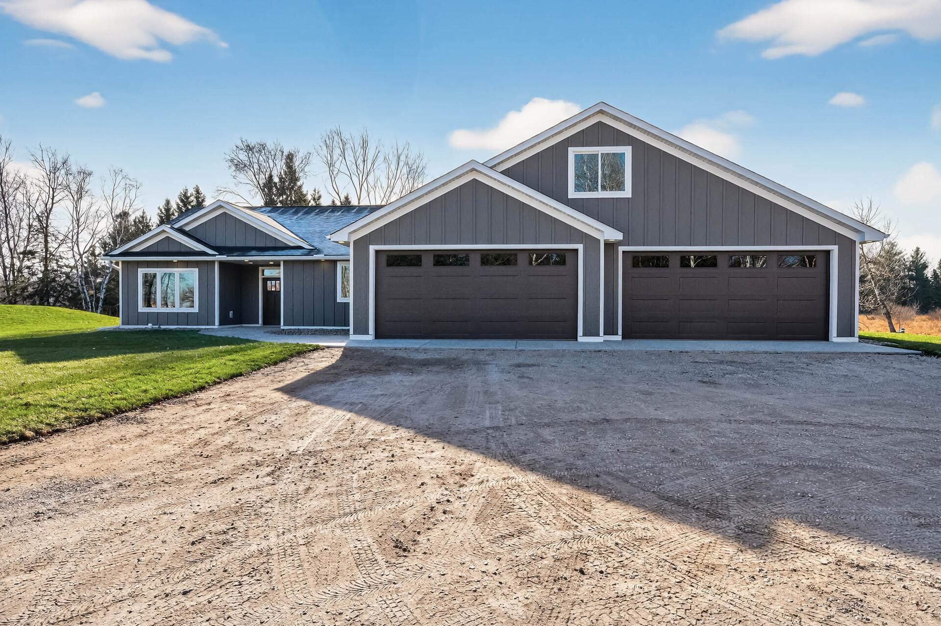 18986 Jackson Street NE