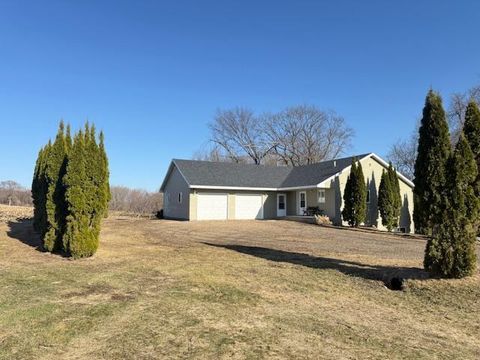 Photo of 23493 Echo Avenue, Faribault, MN 55021 (MLS # 7034329)