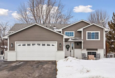 7177 158th Street W Apple Valley MN 55124