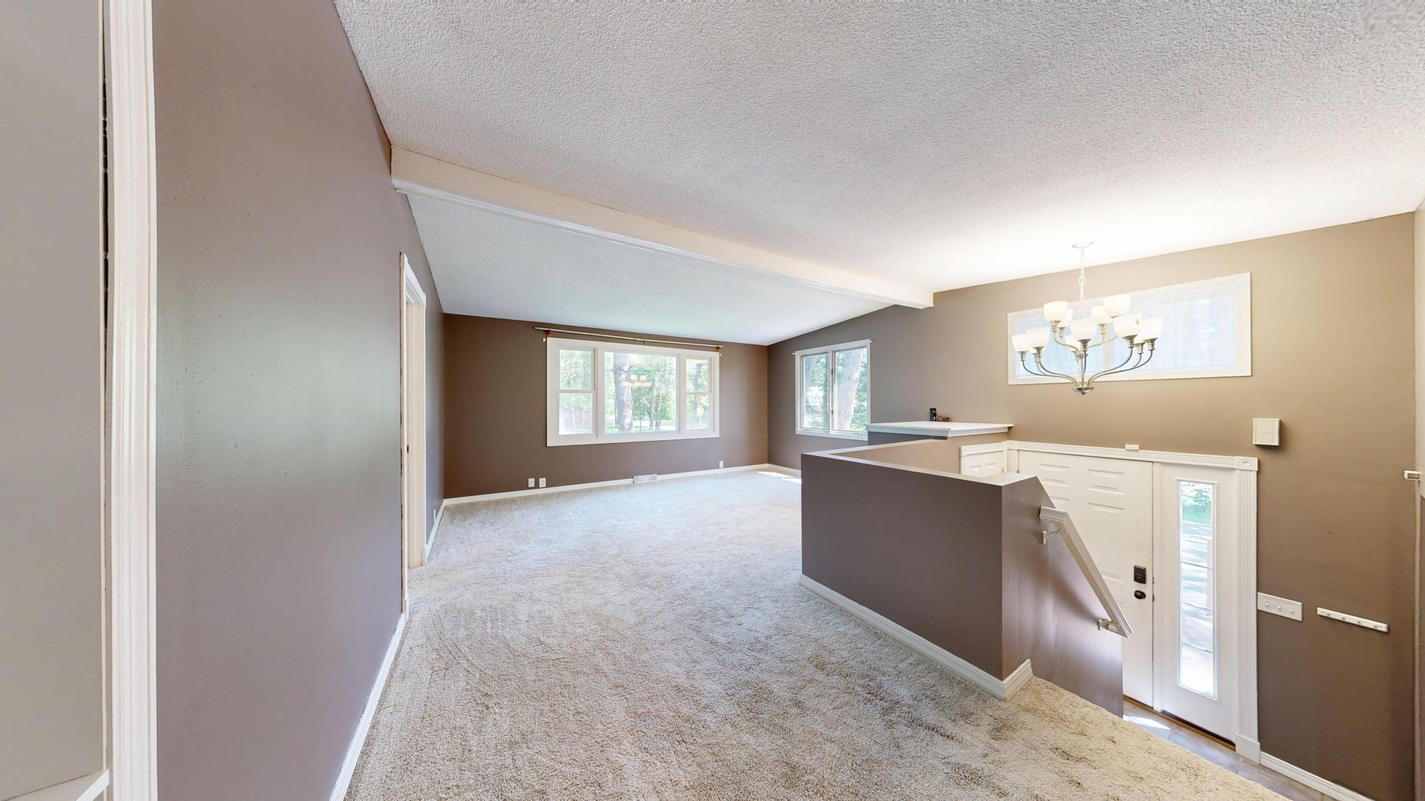 3003 Greenbrier Street