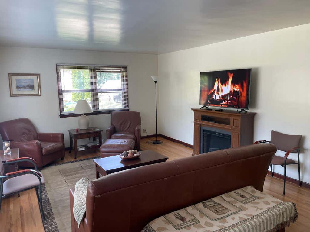 Photo of 1806 Bellview Lane, Albert Lea, MN 56007 (MLS # 7105479)